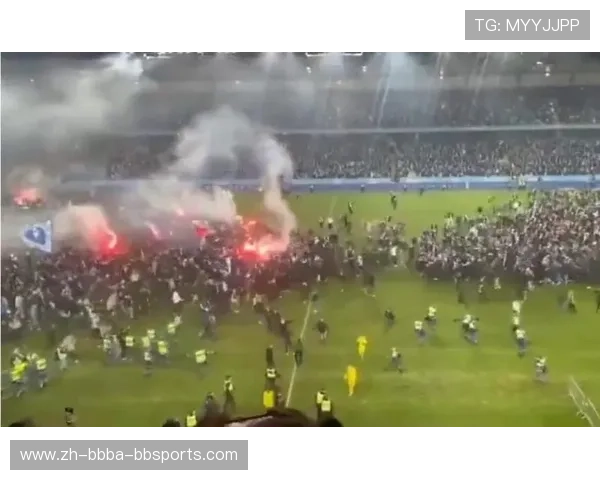 足球赛事中的球迷行为与球场氛围